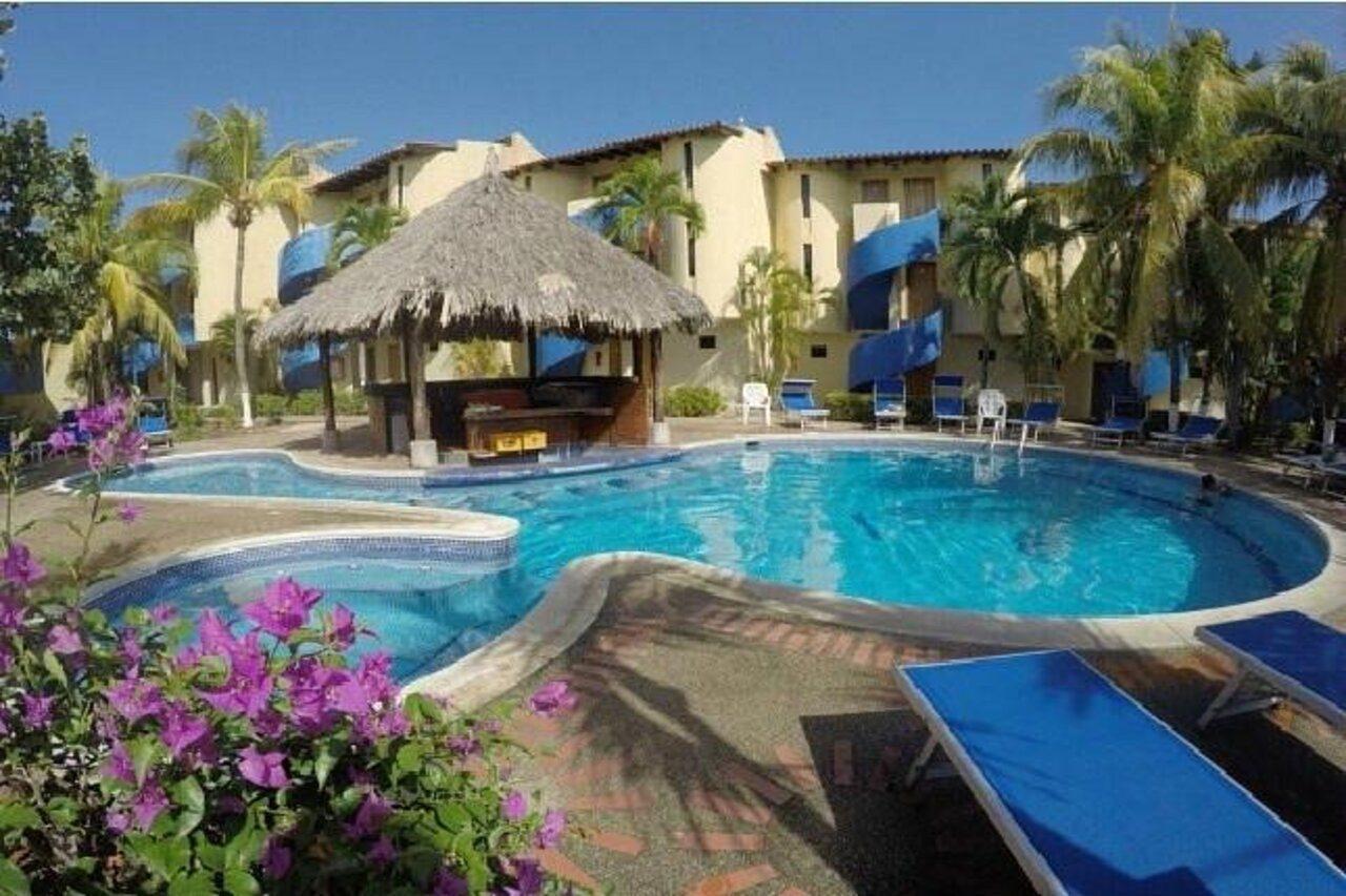 Hotel Golden Paradise Playa El Agua Luaran gambar
