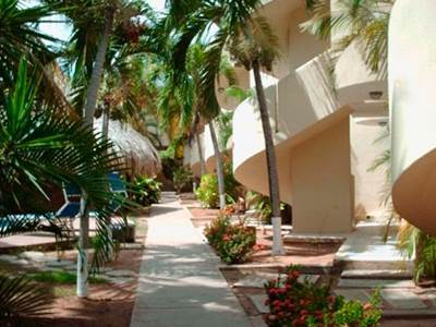 Hotel Golden Paradise Playa El Agua Luaran gambar